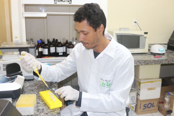 Aluno de mestrado da UEMA Campus Caxias tem trabalho indicado a prêmio internacional de genética