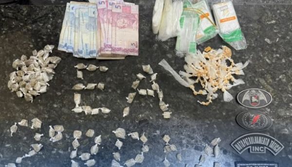 Polícia Militar apreende drogas e prende suspeito de tráfico em Caxias