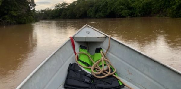 Jovem de 25 anos cai de canoa e desaparece nas águas do Rio Mearim