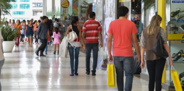 Dia dos Namorados: pesquisa revela variação de até 1.220% em preços de joias