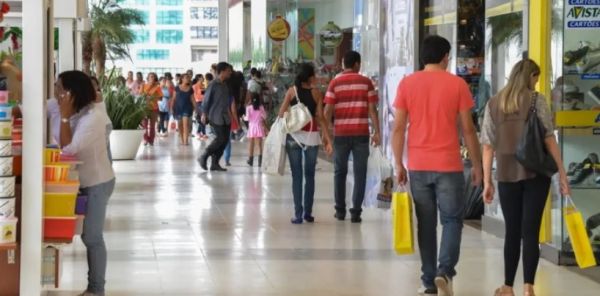 Vendas do Dia das Mães devem movimentar R$ 14,37 bilhões em 2025