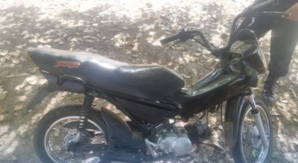 Polícia Militar recupera moto com registro de roubo em Caxias