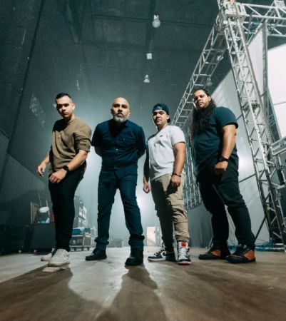 Com o melhor de Capital Inicial, Titãs e Biquini Cavadão, Caxias recebe tributo ao rock nacional no sábado (7)