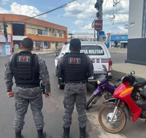 PM apreende arma artesanal e recupera duas motos roubadas em Caxias