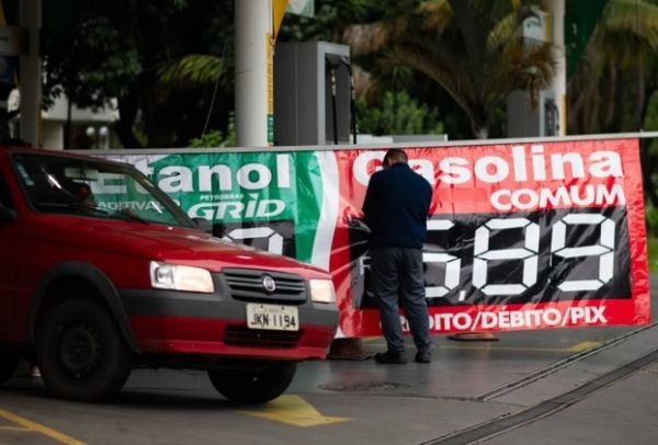 Gasolina e diesel terão aumento de preços a partir de 1º de fevereiro