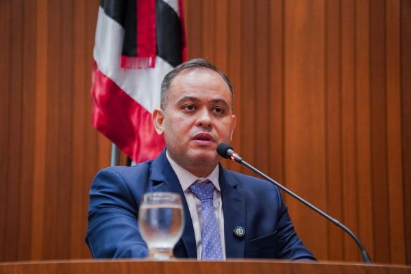Catulé Júnior critica ausência de representantes do Bradesco em audiência sobre fechamento de agências no Maranhão