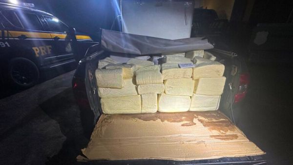 Carnes e queijos são apreendidos por transporte irregular em Caxias
