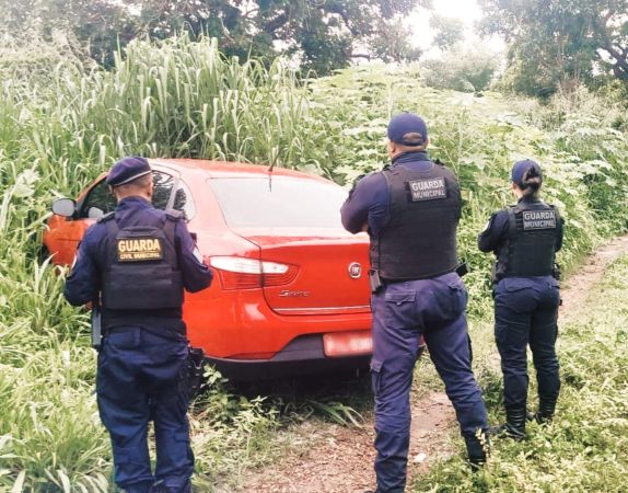 Guarda Municipal recupera carro roubado na zona rural de Caxias