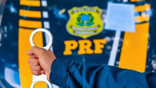 Passageiro que embarcou em Caxias é preso com mandado de prisão por homicídio na BR-116, em Milagres (CE)