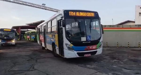 Ônibus semiurbanos voltam a circular, enquanto rodoviários de São Luís seguem em greve