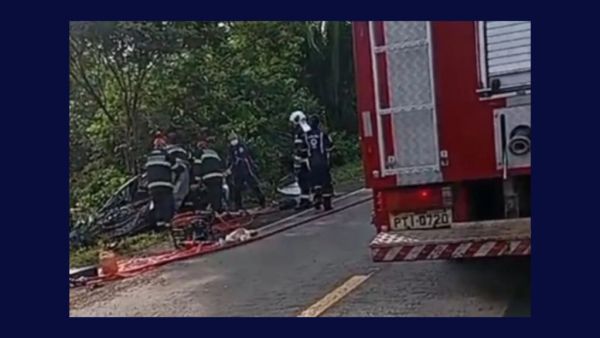 Colisão entre caminhão-tanque e veículo de passeio deixa dois mortos na BR-316, entre Timon e Caxias