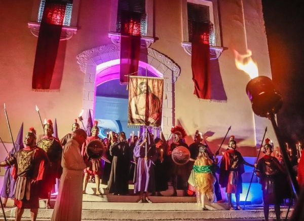 Caxias lança programação oficial da Procissão do Fogaréu 2026