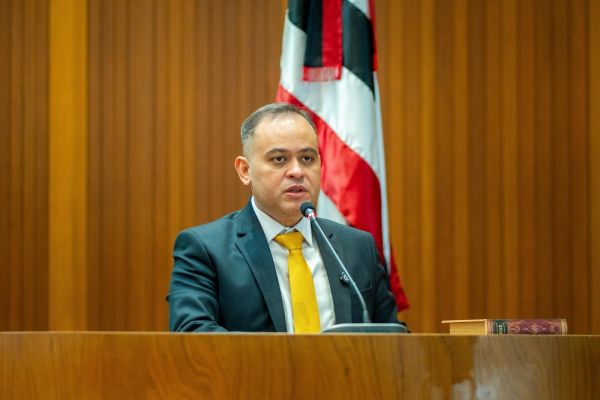 Deputado Catulé Júnior destaca requalificação da Avenida do Pirajá como novo cartão postal de Caxias