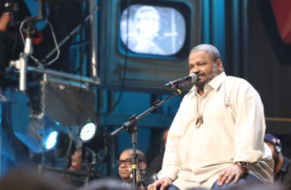 Arlindo Cruz, cantor, compositor e multi-instrumentista, morre no Rio