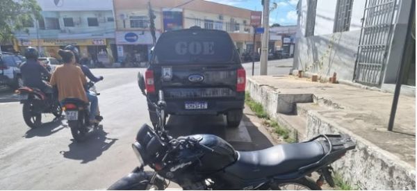 Polícia Militar recupera motocicleta roubada e detém suspeito no bairro Vila Arias