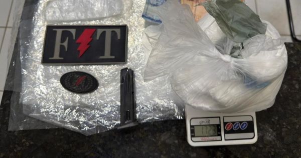 Polícia Militar apreende cerca de 2 kg de substância semelhante à cocaína no bairro Sabiá