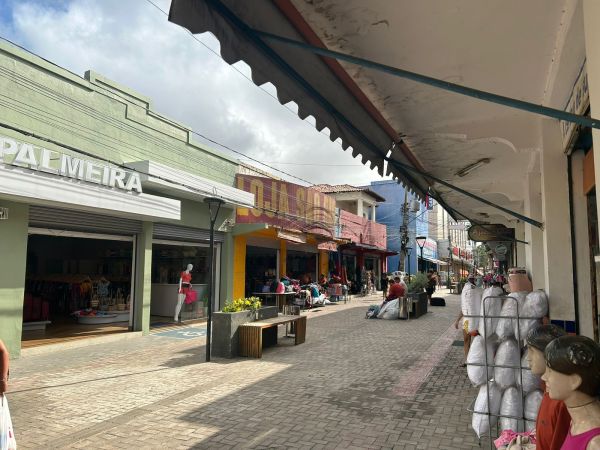 Feriado de São José terá horário especial no comércio de Caxias