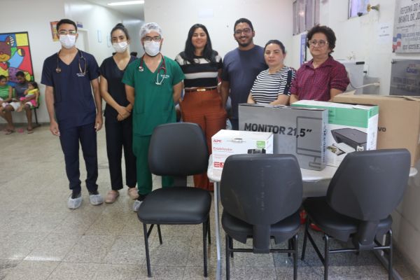 Doação de equipamentos beneficia internato de medicina no Hospital Infantil em Caxias