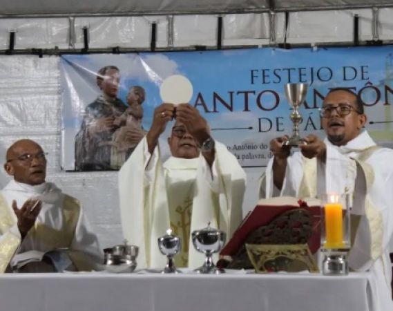 Divulgado o cartaz oficial do tradicional Festejo de Santo Antônio de Pádua