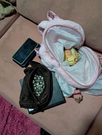 Polícia Civil deflagra operação contra o tráfico de drogas no bairro Teso Duro