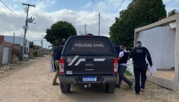 Polícia cumpre mandados de prisão contra detentos acusados de comandarem, de dentro do presídio, roubos a residências na Grande SL