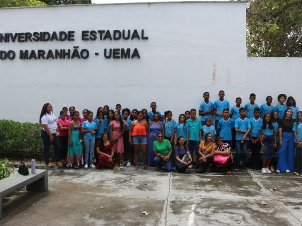 Estudantes da zona rural visitam UEMA Campus Caxias