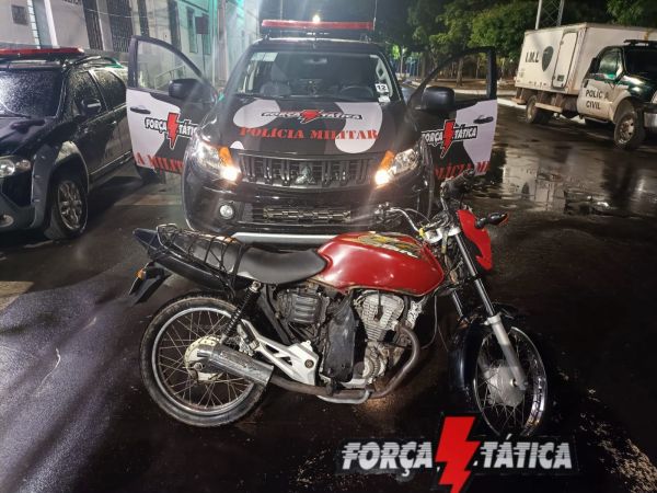PM recupera moto roubada no bairro Vila Arias