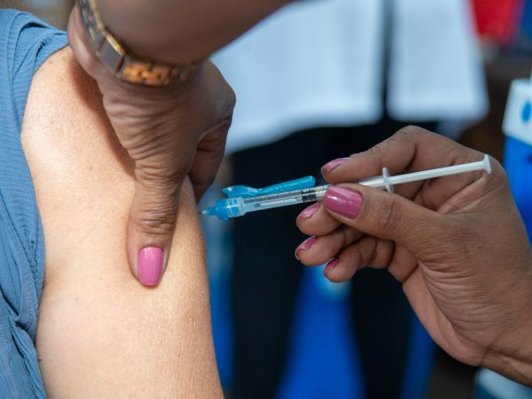 Sesc oferece gratuitamente vacina contra a gripe em Caxias
