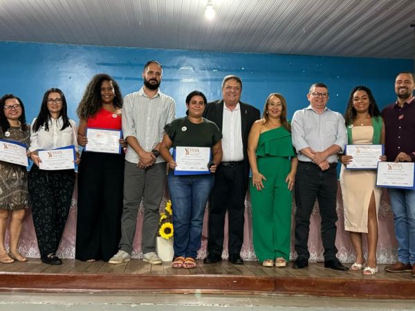 Fapema promove diplomação de mérito de mestres e doutores em Caxias
