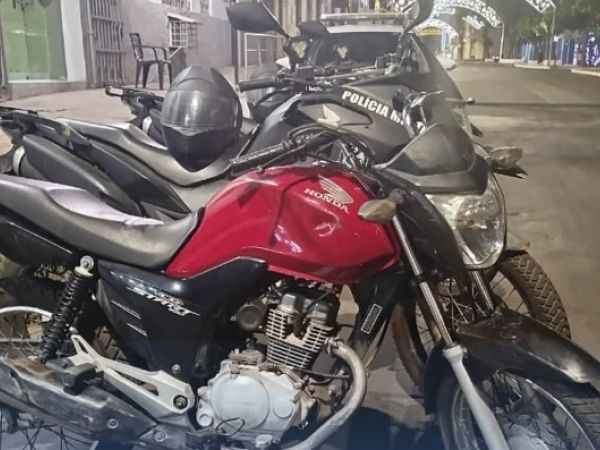 PM detém homem com motocicleta roubada em Caxias