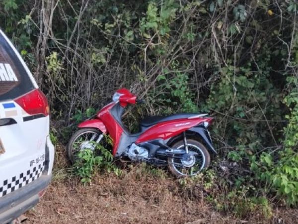Polícia Militar recupera motocicleta roubada no povoado Porto do Paiol