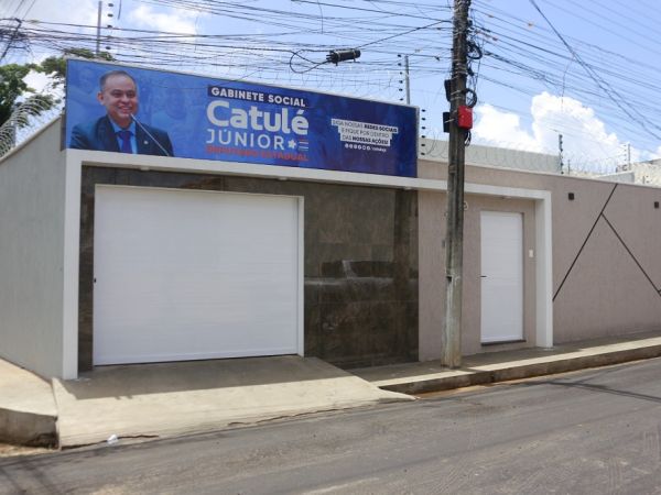 Mandato perto do povo: Deputado Catulé Júnior inaugura Gabinete Social em Caxias