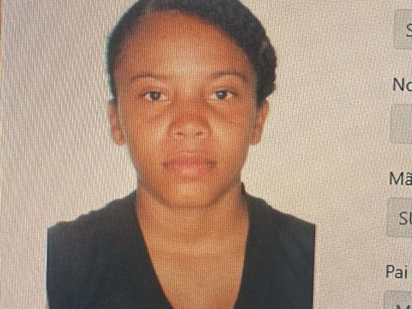 Mulher é morta a tiros no bairro Baixinha