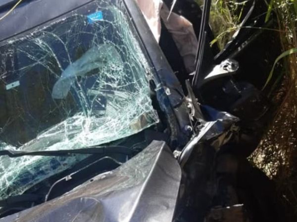 Três pessoas ficam gravemente feridas em acidente na BR-316