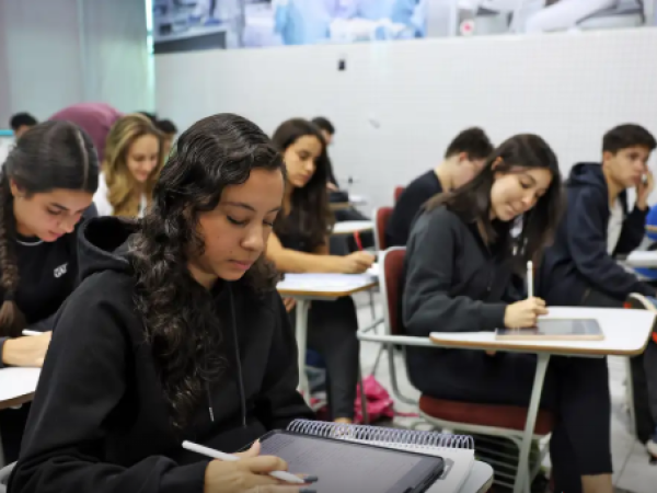 Começam nesta segunda-feira as inscrições do Fies para o 2º semestre