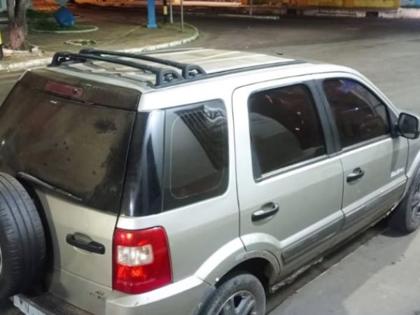 Polícia Militar recupera veículo roubado no bairro Luiza Queiroz