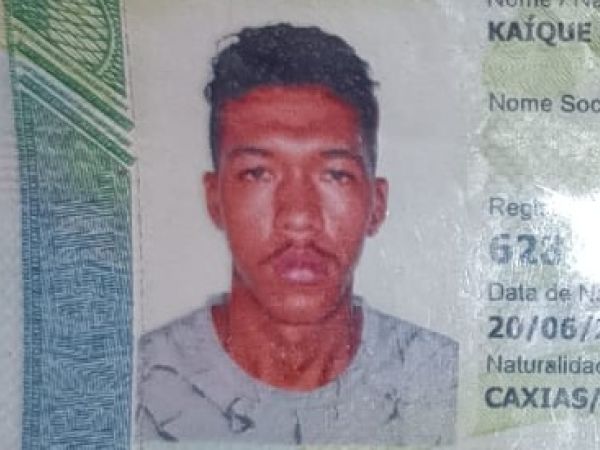 Jovem é morto a golpes de arma branca durante briga no bairro Luiza Queiroz e dois suspeitos são presos