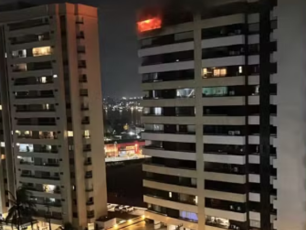 Incêndio atinge apartamento em prédio residencial em São Luís
