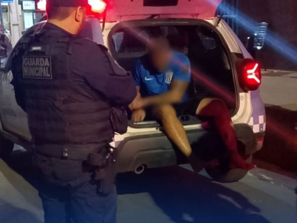 Guarda Municipal recupera moto roubada após perseguição em Caxias