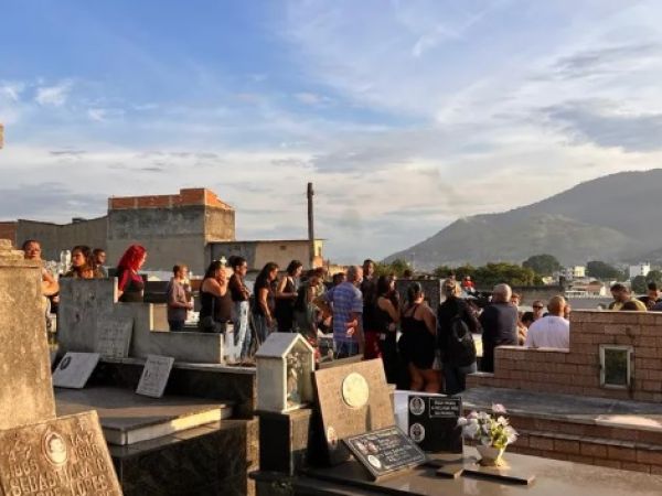 Funerária é condenada a indenizar famílias por troca de corpos de idosos antes de sepultamento no MA