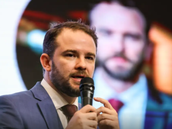 Lula confirma Dario Durigan na Fazenda, após saída de Haddad