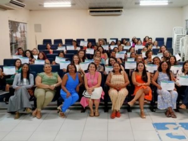 IFMA Caxias certifica concluintes de cursos do Mulheres Mil