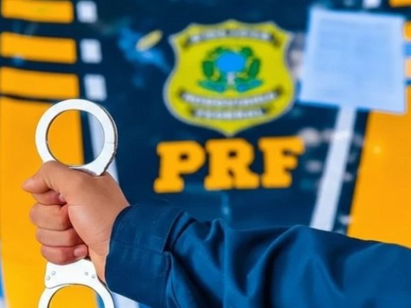 Passageiro que embarcou em Caxias é preso com mandado de prisão por homicídio na BR-116, em Milagres (CE)