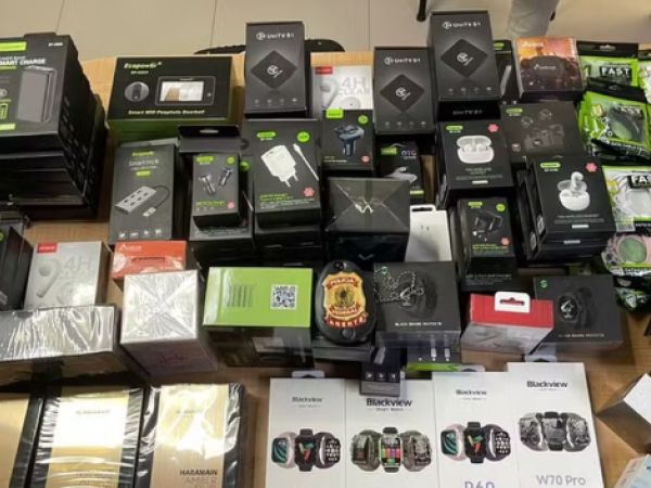 Medicamentos e eletrônicos irregulares são apreendidos durante fiscalização no Aeroporto de São Luís