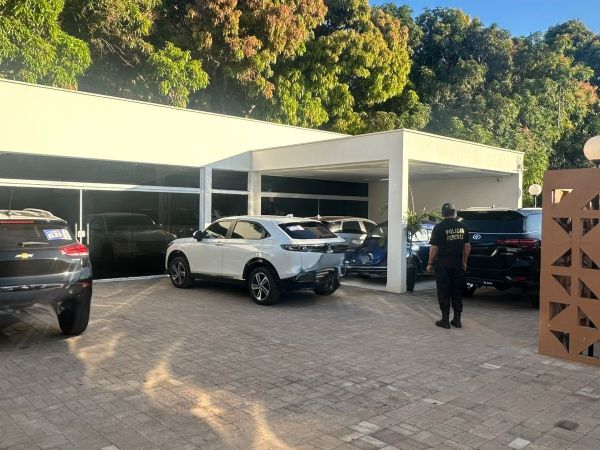 PF combate fraude milionária em recursos da educação; um dos alvos da operação foi a residência do ex-prefeito Fábio Gentil