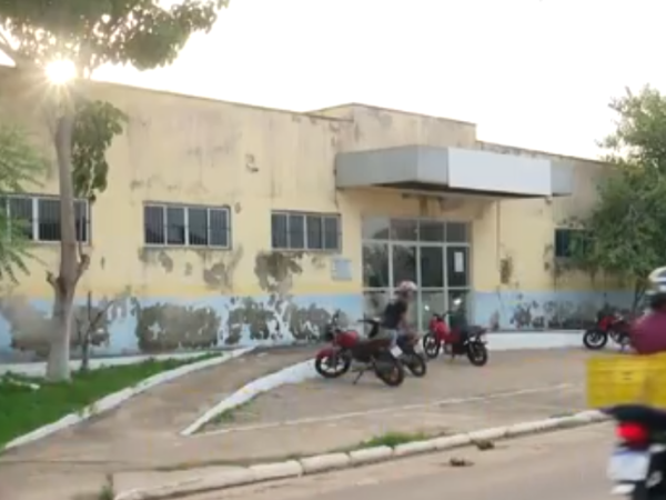 Dupla armada assalta posto de saúde em Santa Inês e leva joias de estudantes de medicina e funcionários