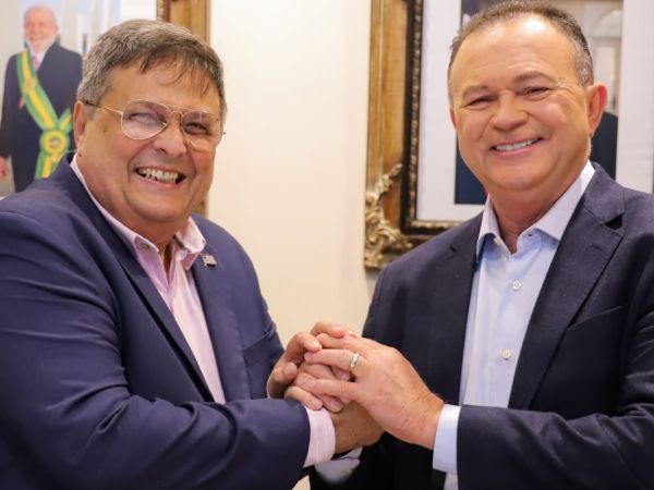 Brandão anuncia novo reajuste das bolsas da Fapema, agora maiores que as da Capes e CNPq