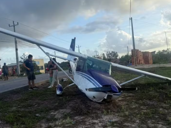 Avião de pequeno porte faz pouso forçado em Barreirinhas; ninguém ficou ferido