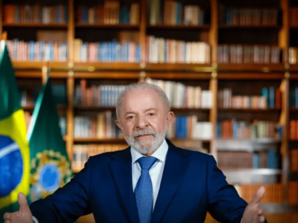 Em pronunciamento, Lula diz que tarifaço é "chantagem inaceitável"