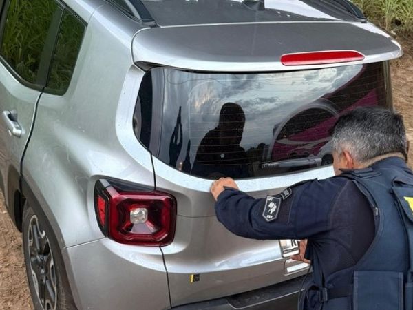 PRF recupera carro roubado e identifica motocicleta adulterada em ocorrências distintas em Caxias